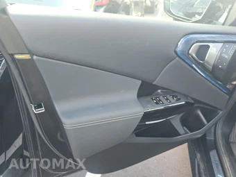 2026 BMW X3 M50 – miniatura 15
