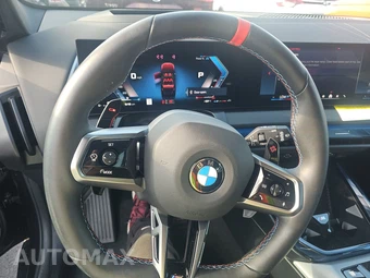 2026 BMW X3 M50 – miniatura 16