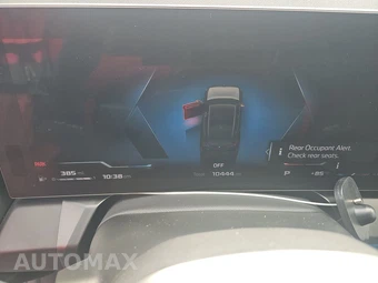 2026 BMW X3 M50 – miniatura 18
