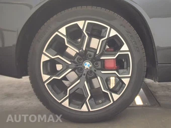 2026 BMW X3 M50 – miniatura 11