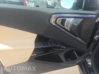 2026 BMW X3 M50 – miniatura 15
