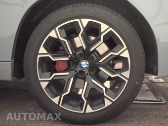 2026 BMW X3 M50 – miniatura 12