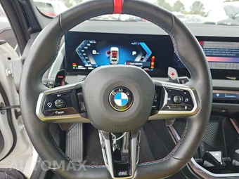 2026 BMW X3 M50 – miniatura 10