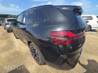 2026 BMW X3 M50 – miniatura 6