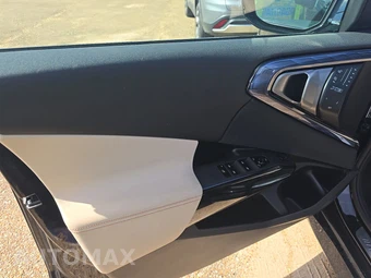 2026 BMW X3 M50 – miniatura 9