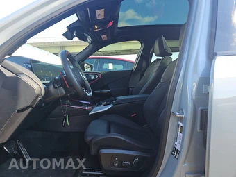 2026 BMW X3 M50 – miniatura 13