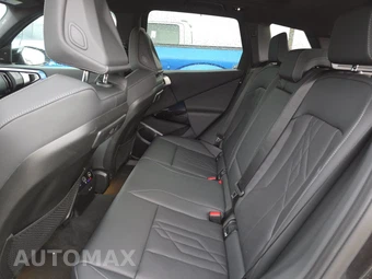 2026 BMW X3 M50 - miniatura 19