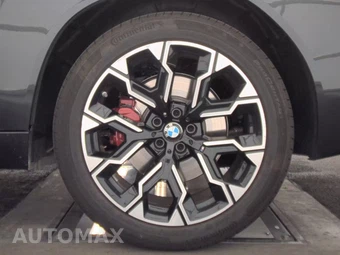 2026 BMW X3 M50 – miniatura 12