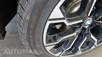 2026 BMW X3 M50 – miniatura 28