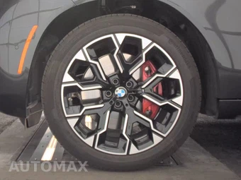 2026 BMW X3 M50 – miniatura 9