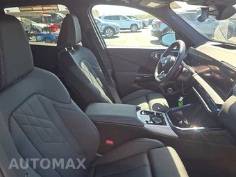 2026 BMW X3 M50 - miniatura 8
