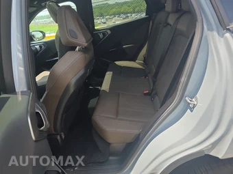 2026 BMW X3 M50 – miniatura 19