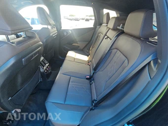 2026 BMW X3 M50 – miniatura 13