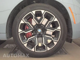 2026 BMW X3 M50 – miniatura 10
