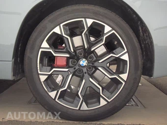 2026 BMW X3 M50 – miniatura 12