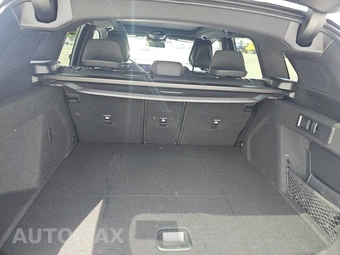 2026 BMW X3 M50 – miniatura 17