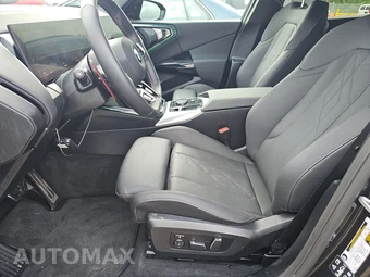 2026 BMW X3 M50 – miniatura 13