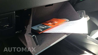 2026 BMW X3 M50 – miniatura 35