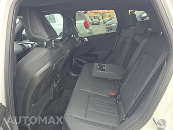 2026 BMW X3 M50 – miniatura 13