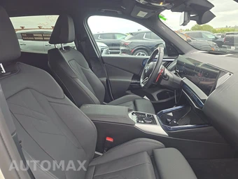 2026 BMW X3 M50 – miniatura 8