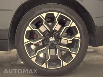 2026 BMW X3 M50 – miniatura 12