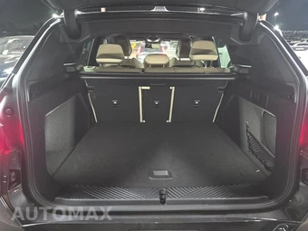 2026 BMW X3 M50 – miniatura 23