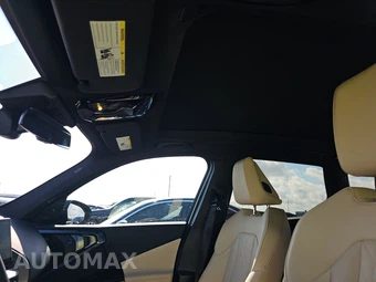 2026 BMW X3 M50 – miniatura 14