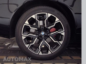 2026 BMW X3 M50 – miniatura 11