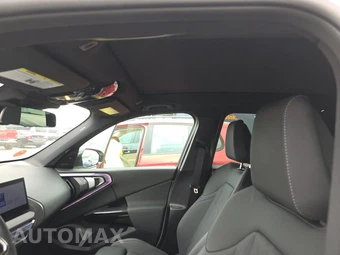 2026 BMW X3 M50 – miniatura 14