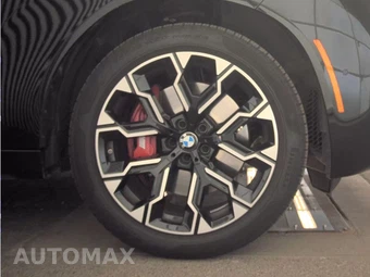 2026 BMW X3 M50 – miniatura 10