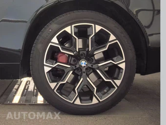 2026 BMW X3 M50 – miniatura 12