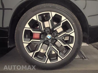 2026 BMW X3 M50 – miniatura 12