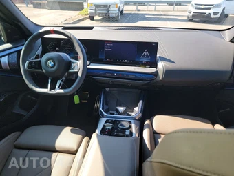 2026 BMW X3 M50 – miniatura 17
