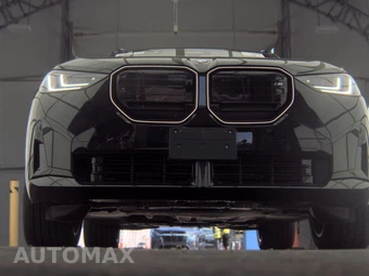2026 BMW X3 M50 – miniatura 3
