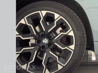 2026 BMW X3 M50 - miniatura 11