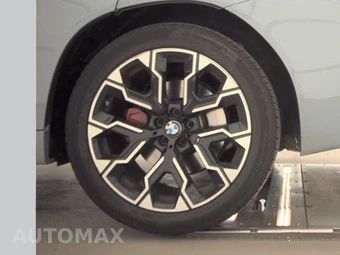 2026 BMW X3 M50 - miniatura 12