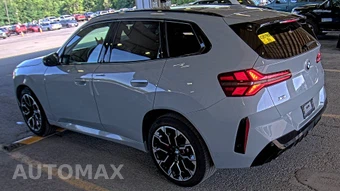 2026 BMW X3 M50 – miniatura 6