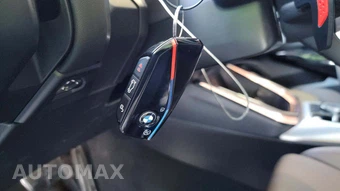 2026 BMW X3 M50 - miniatura 18