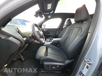 2026 BMW X3 M50 - miniatura 13