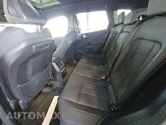 2026 BMW X3 M50 – miniatura 13