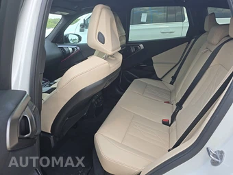 2026 BMW X3 M50 – miniatura 13