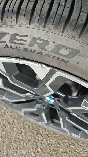 2026 BMW X3 M50 – miniatura 20