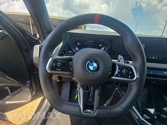 2026 BMW X3 M50 - miniatura 10