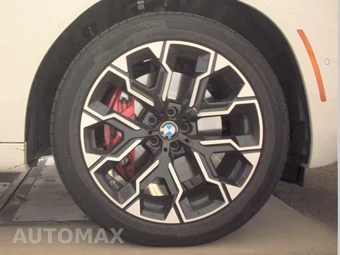 2026 BMW X3 M50 – miniatura 10