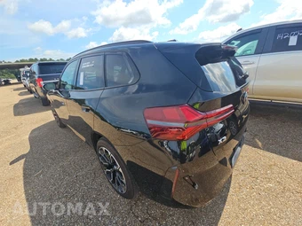 2026 BMW X3 M50 – miniatura 6