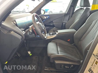 2026 BMW X3 M50 - miniatura 7