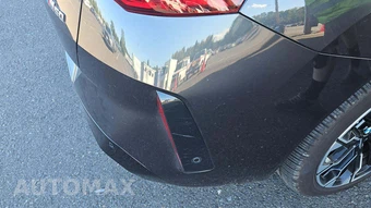 2026 BMW X3 M50 – miniatura 23