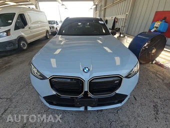 2026 BMW X3 M50 – miniatura 2