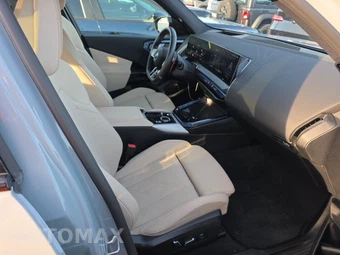 2026 BMW X3 M50 – miniatura 14