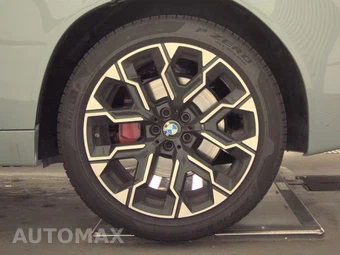 2026 BMW X3 M50 – miniatura 12